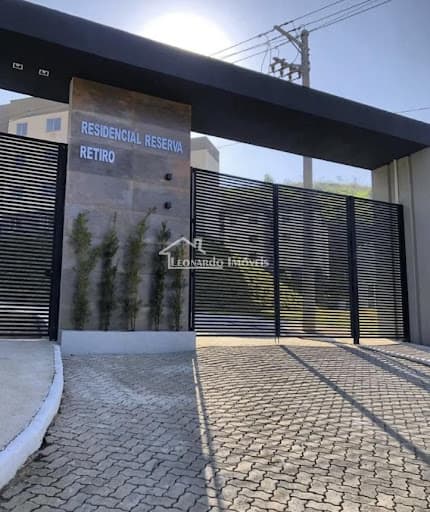 Apartamento — Padrão em Retiro